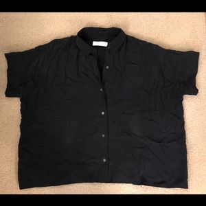 Black silk everlane short-sleeve square shirt 4